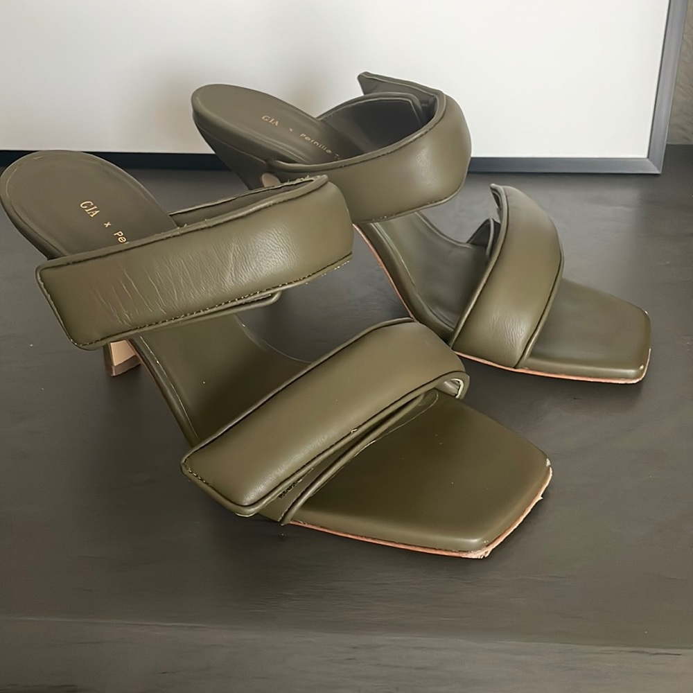 Gia x Pernille Teisbaek leather sandals 38